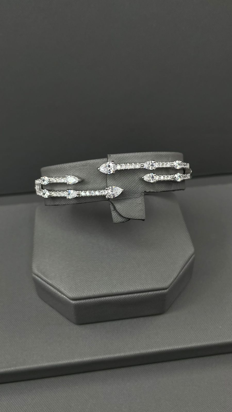 Royal Zircon Bangle Set