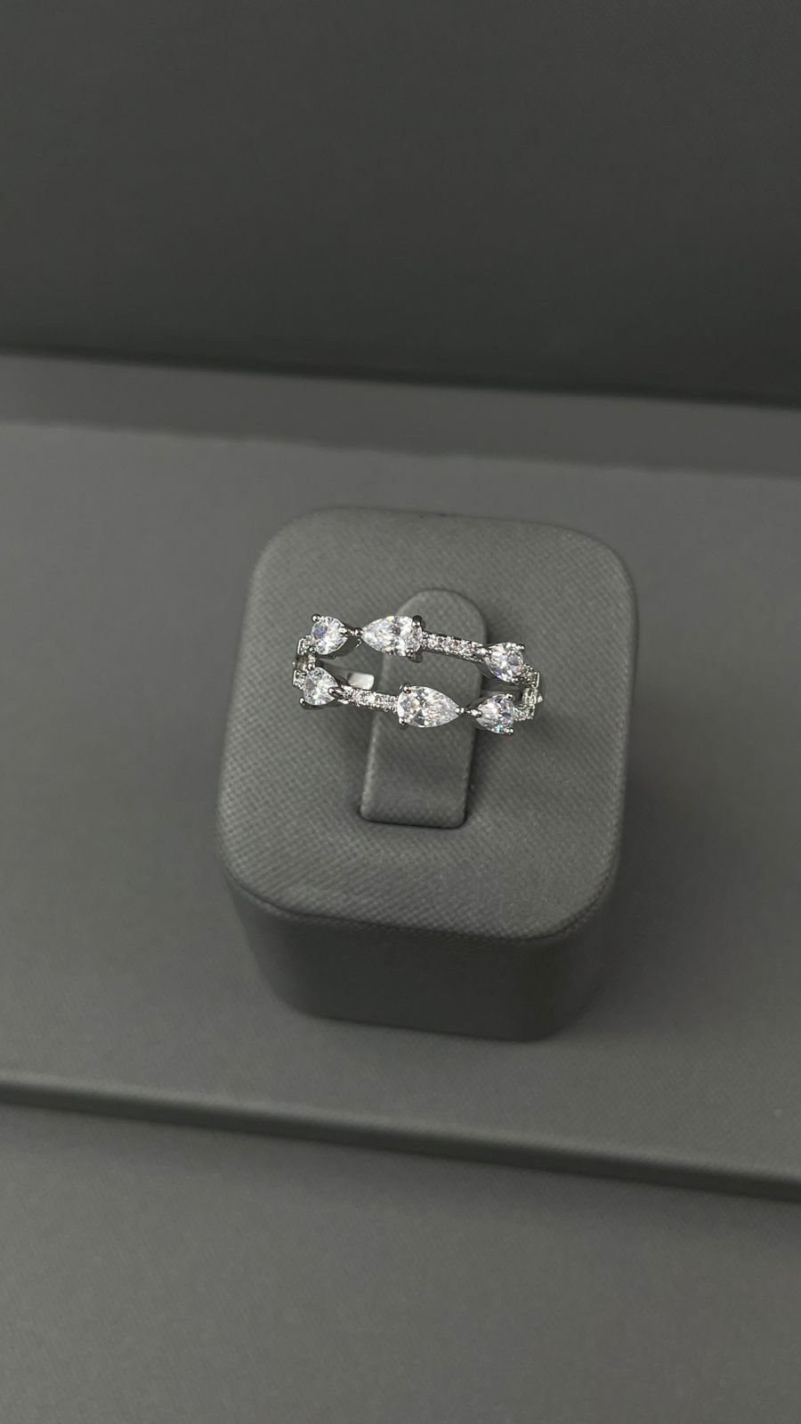 Royal Zircon Bangle Set