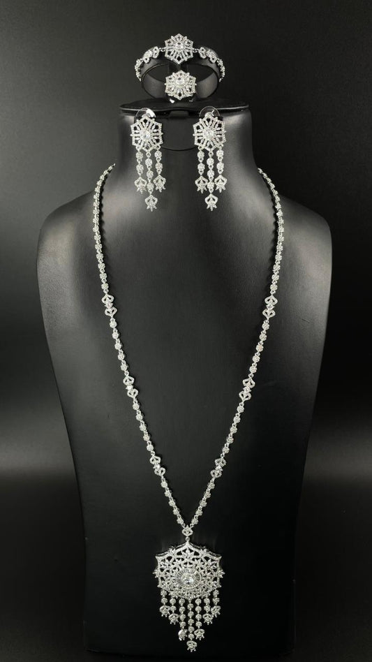 Elysian Long Chain Necklace Set