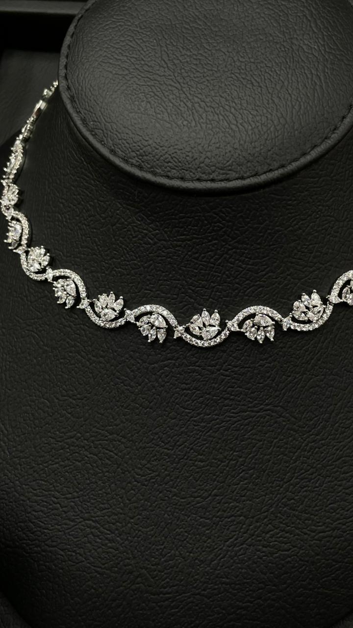 The Essence of Luxury set