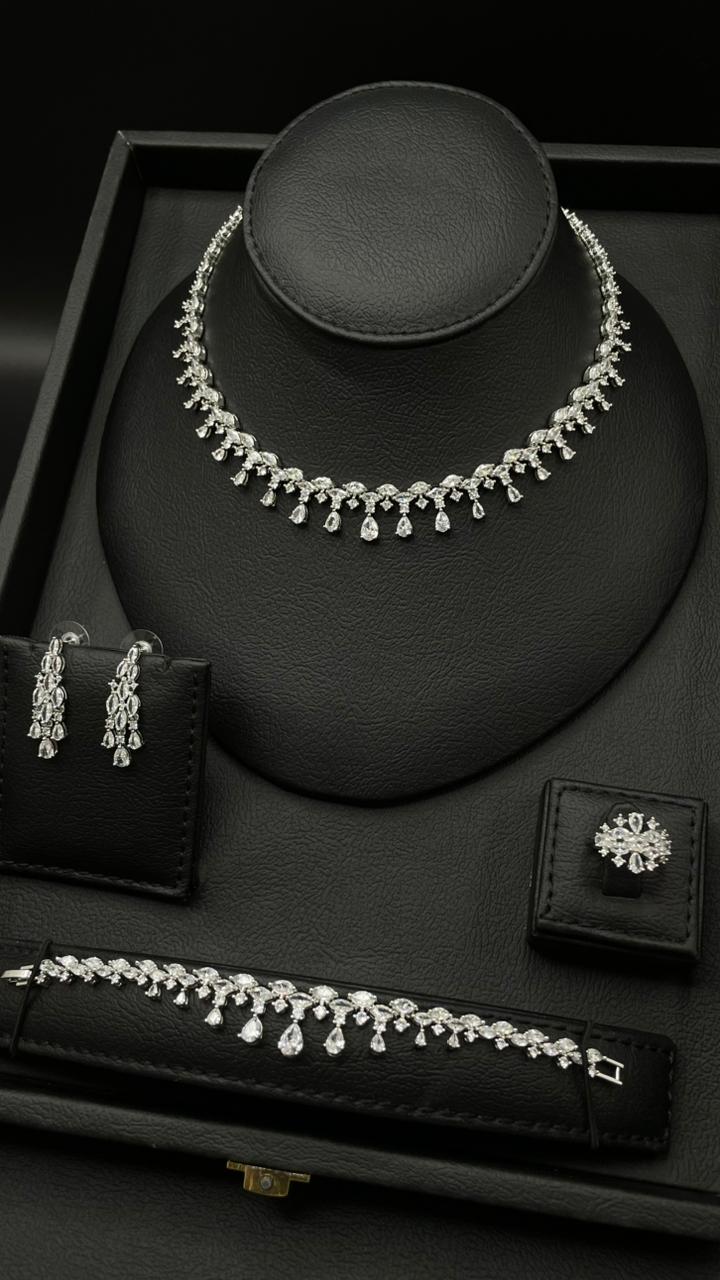 Luxury Rhodium-Plated Zircon Set