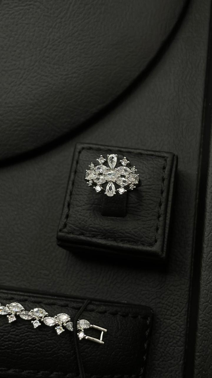 Luxury Rhodium-Plated Zircon Set
