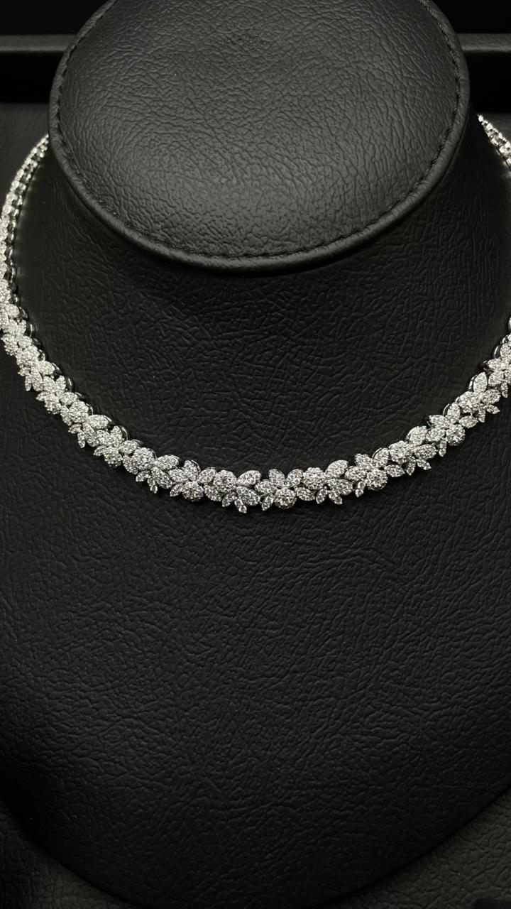 Elegant Rhodium-Plated Zircon Jewelry Set