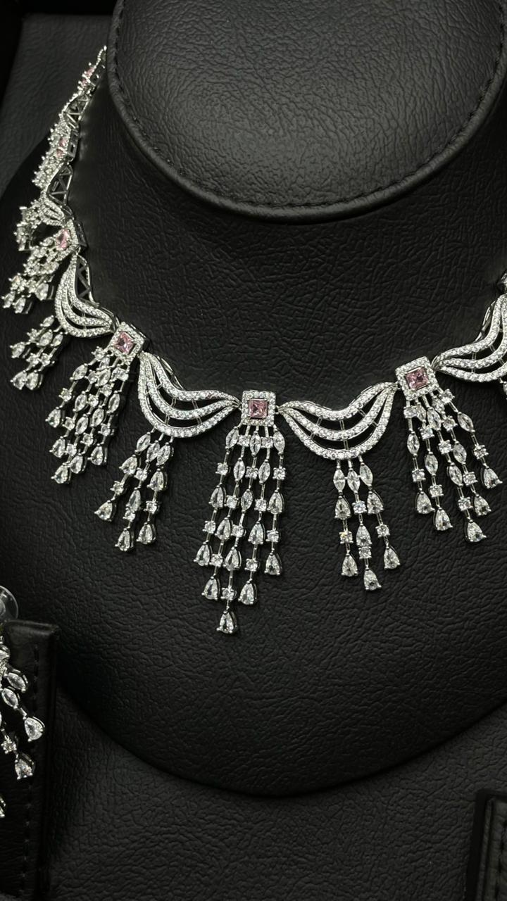 Luxury rosy & Silver Zircon Set