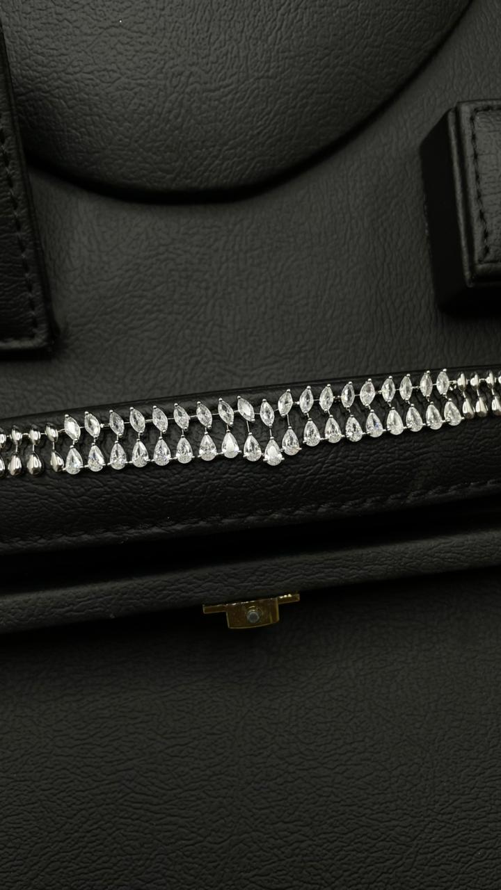 Elegant Modern Zircon Set