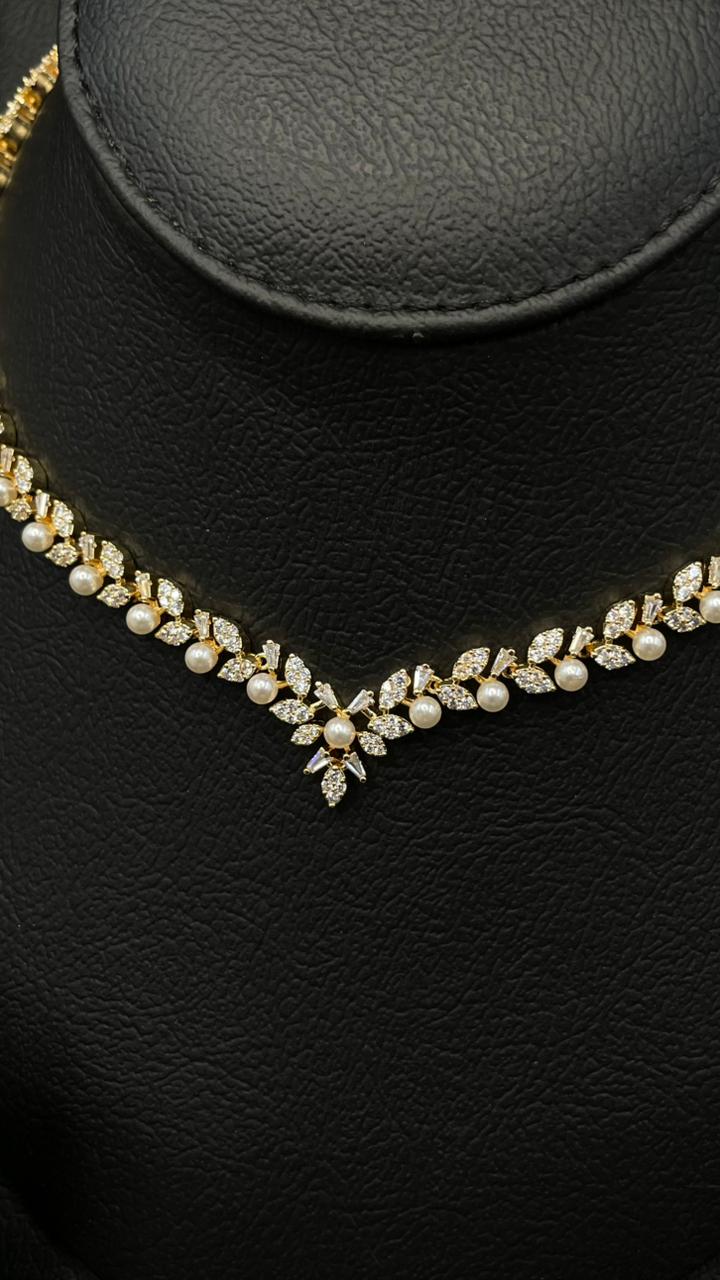 Elegant Gold Zircon & Pearl Set