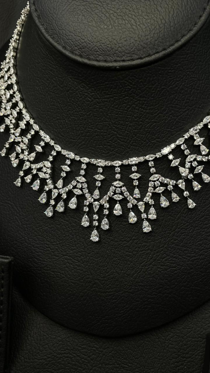 Luxury Rhodium-Plated Zircon Jewelry Set