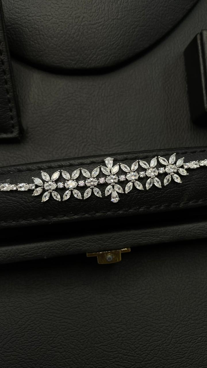 Luxury Rhodium-Plated Zircon Jewelry Set