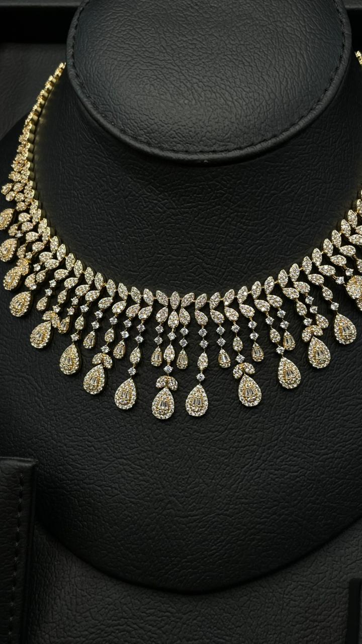 Luxury Gold-Plated Zircon Jewelry Set – New Design  Description: