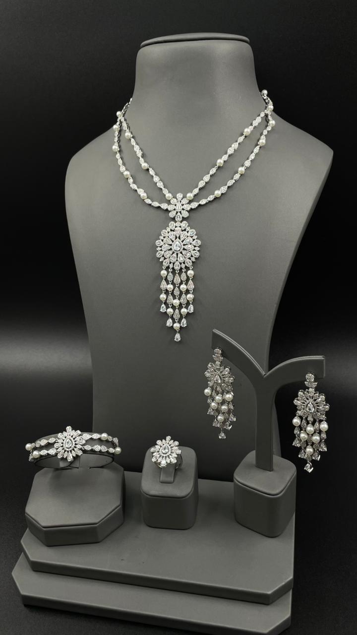 Luxury Rhodium-Plated Zircon & Pearl Jewelry Set